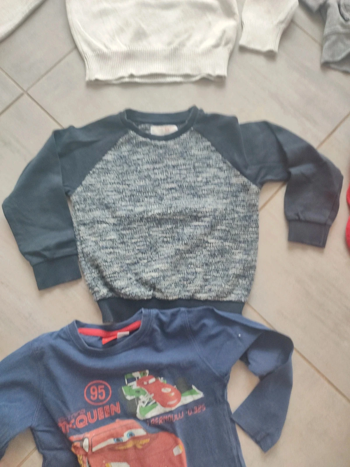 Lot kleding voor jongens van 4 jaar – photo 12